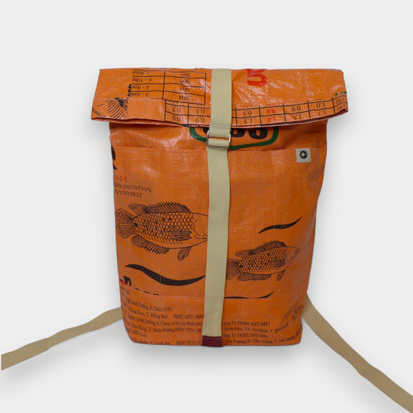 BACKPACK | Sustainable backpack in orange-black